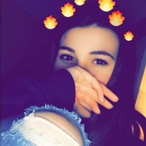 Meet your Posher, Candace